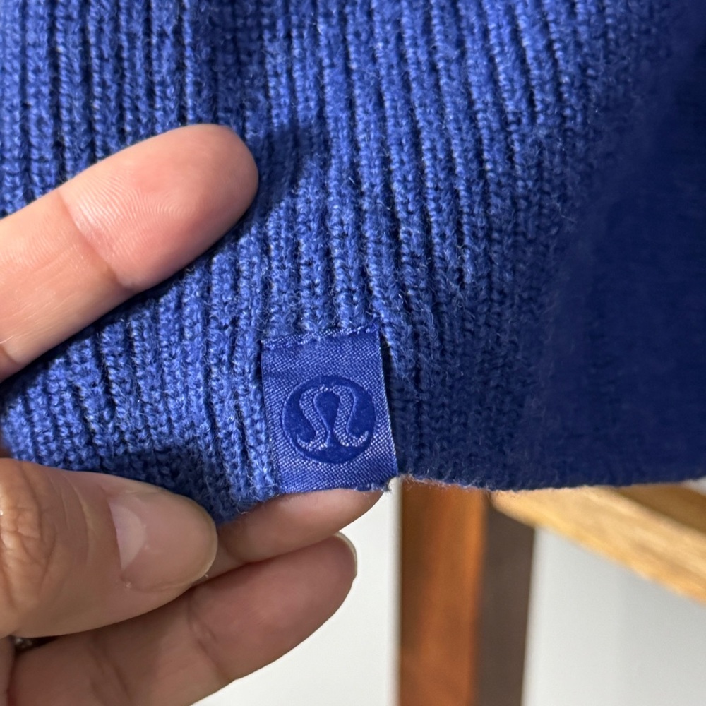 Lululemon 8 Blue Merino Wool Blend Ribbed Crewneck Sweater - Picture 3 of 7